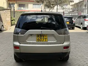 Mitsubishi Outlander 2006 Gold