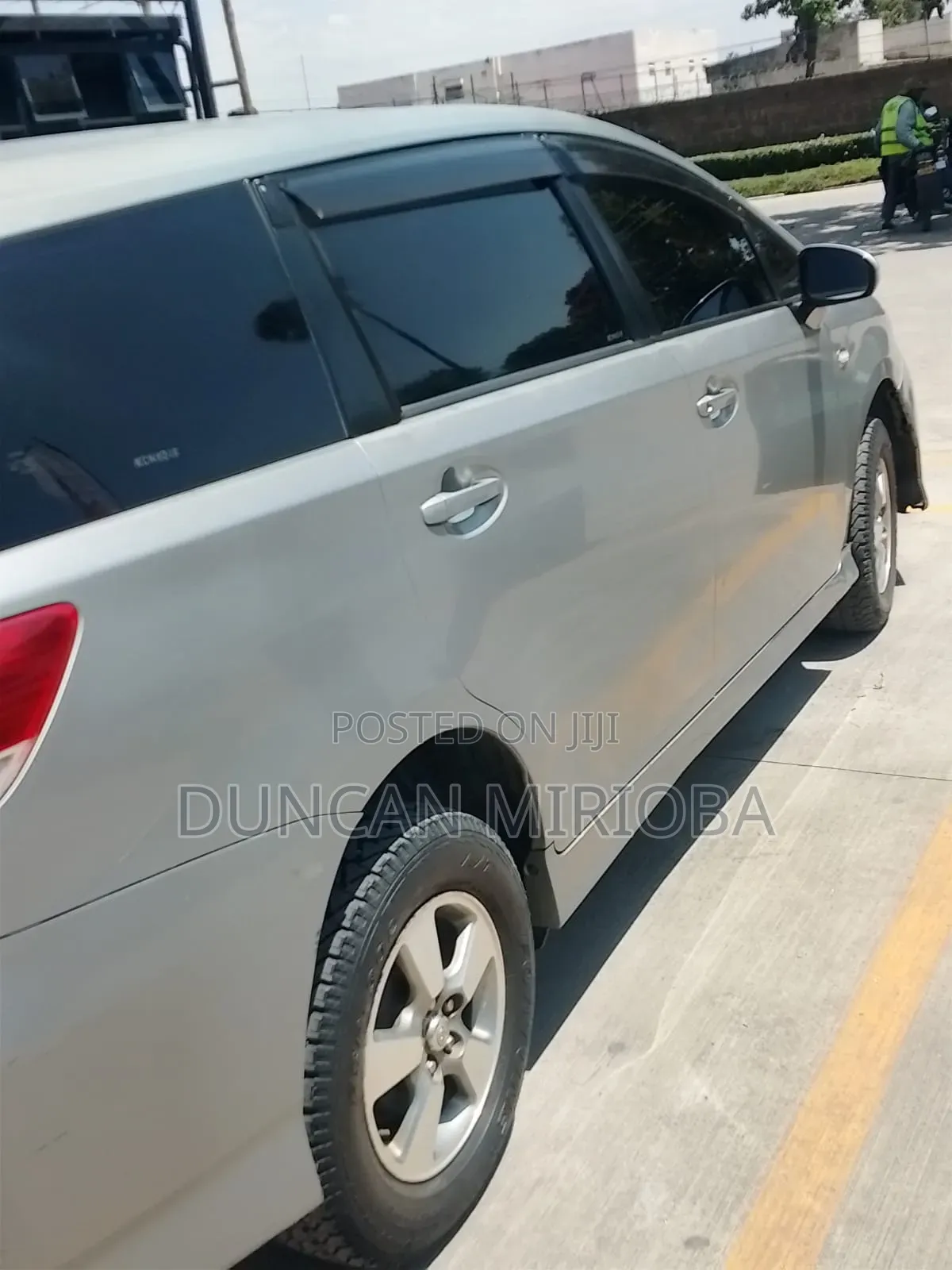 Toyota Wish 2010 Silver