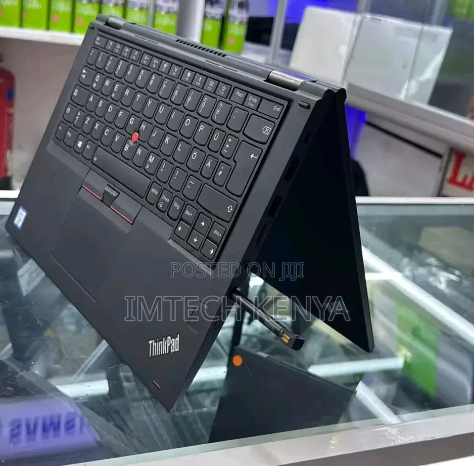 Laptop Lenovo ThinkPad X380 Yoga 8GB Intel Core i5 SSD 256GB