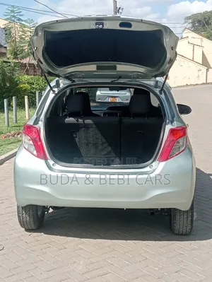 Toyota Vitz 2012 Green