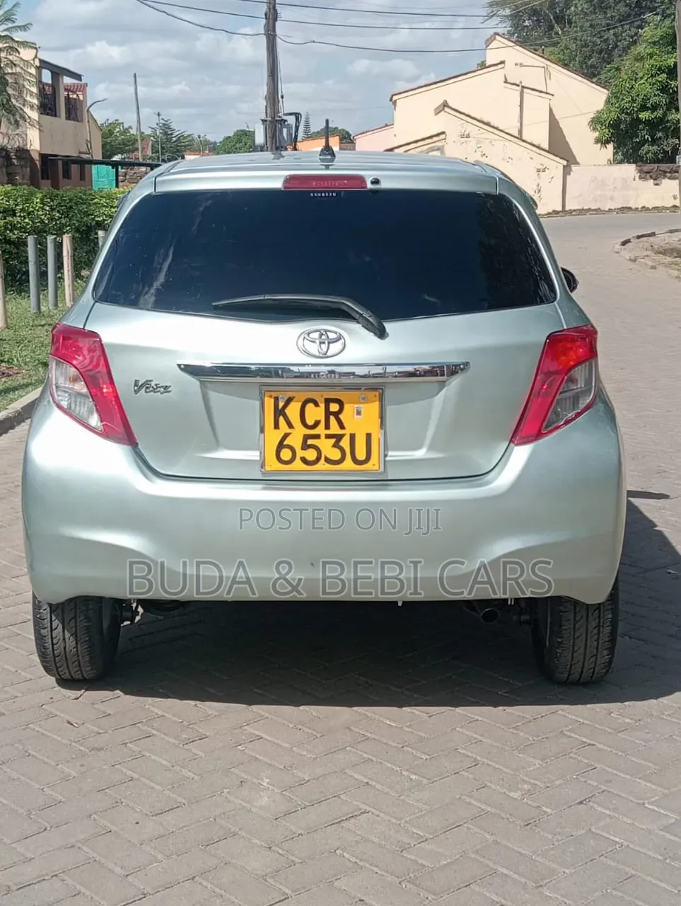 Toyota Vitz 2012 Green