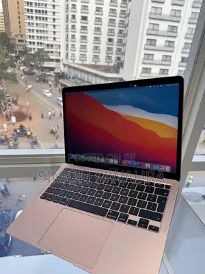 Laptop Apple MacBook Air 16GB Apple M1 SSD 256GB