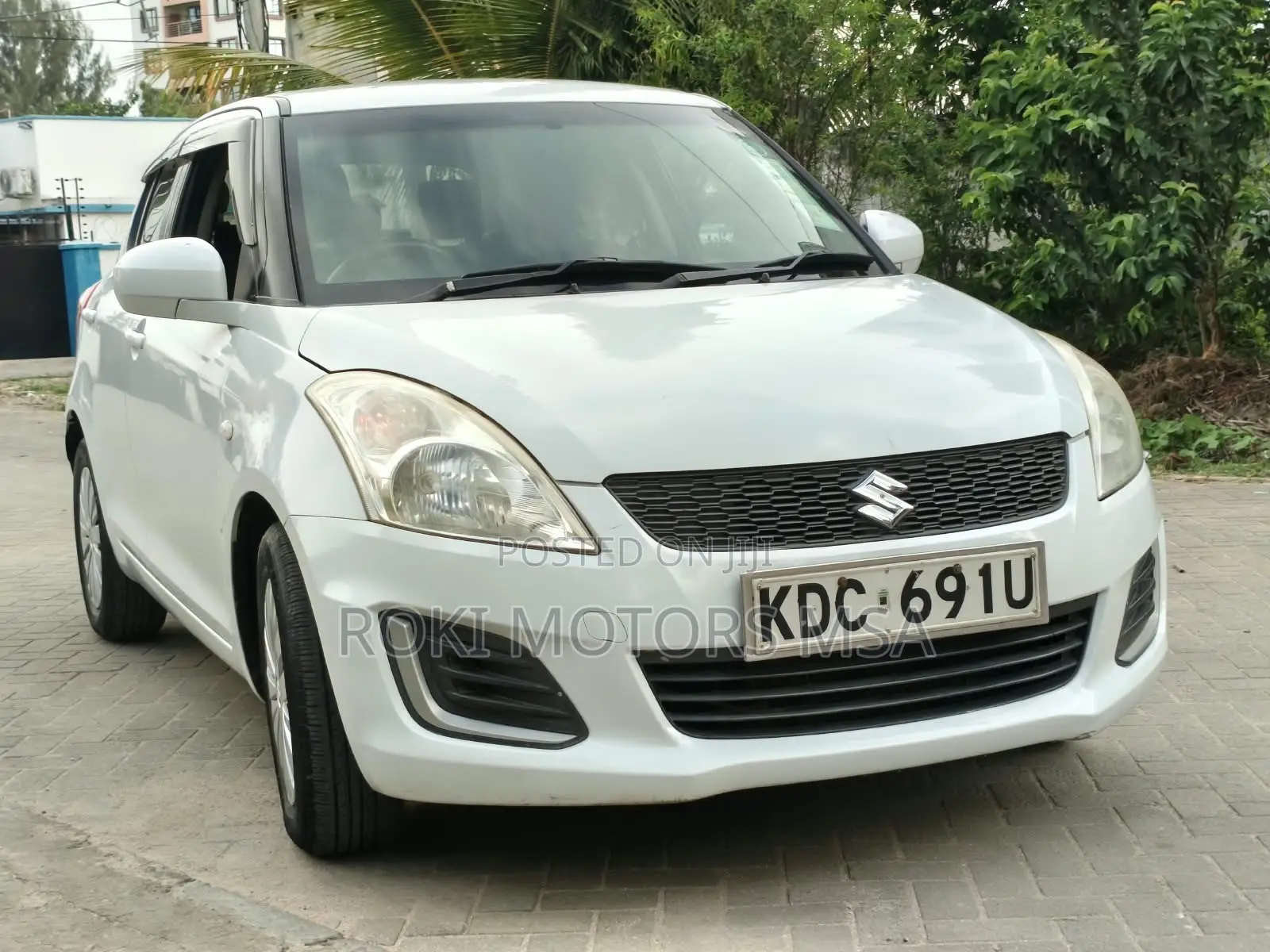 Suzuki Swift 2014 White