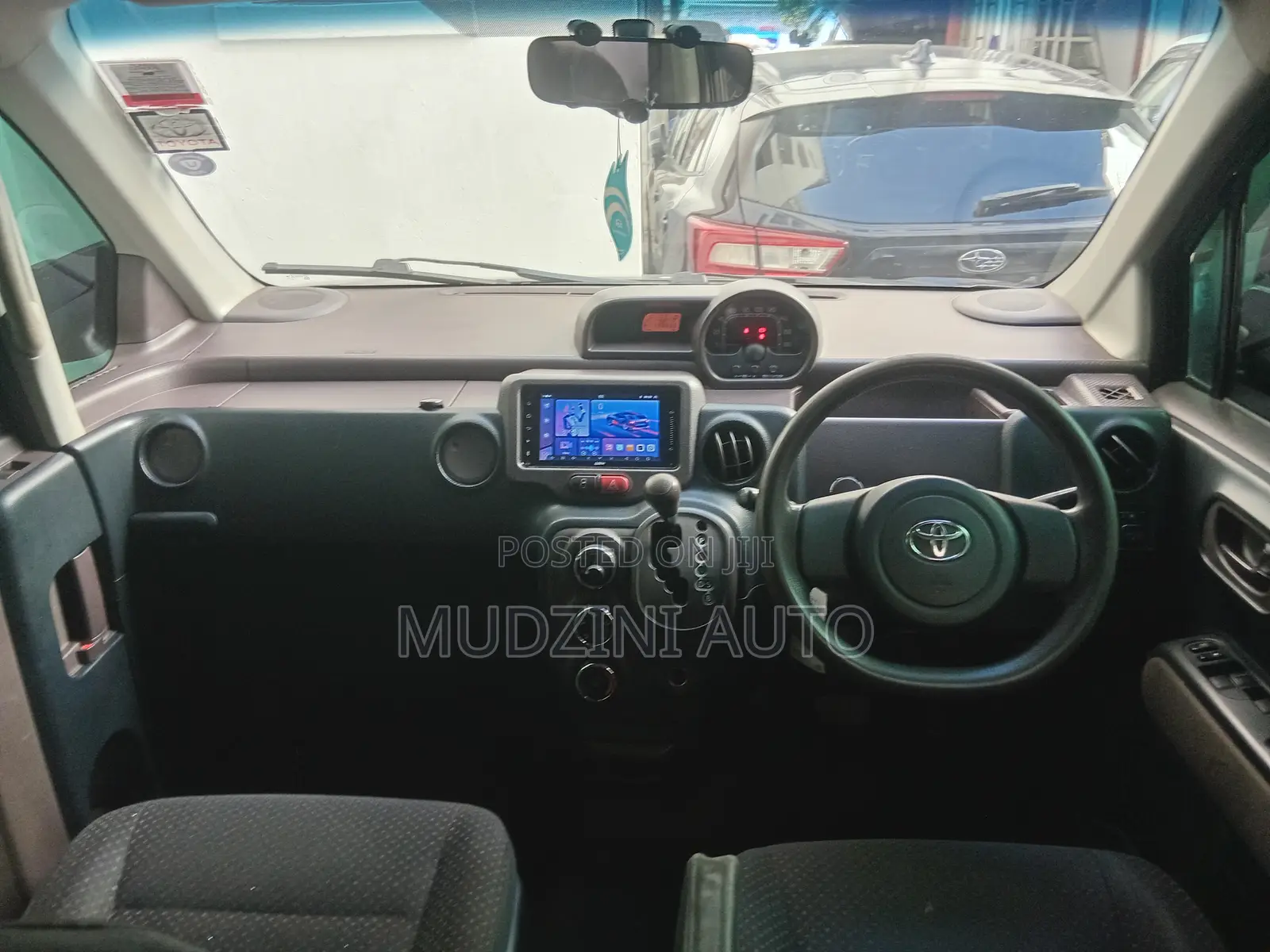Toyota Spade 2013 Black