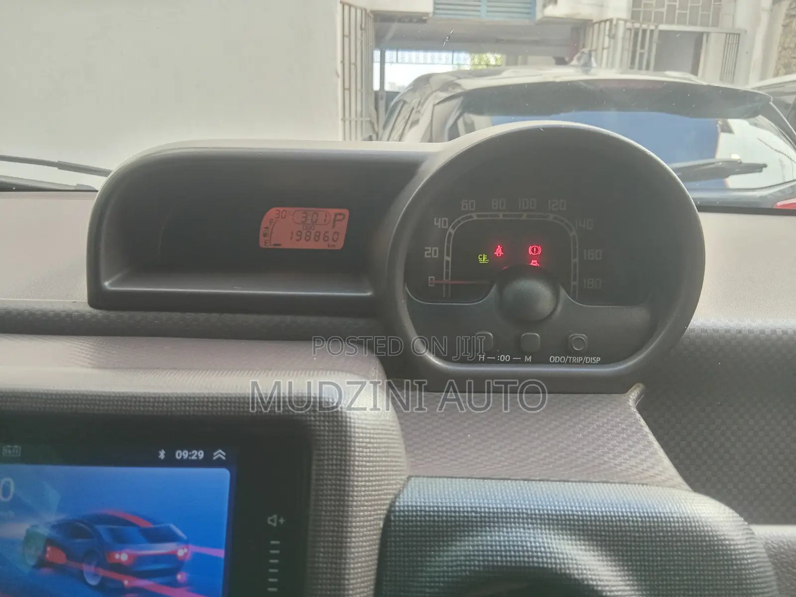 Toyota Spade 2013 Black