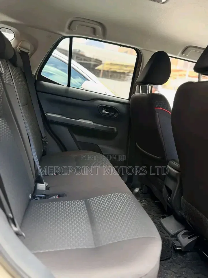 Toyota Raize 2020 Beige