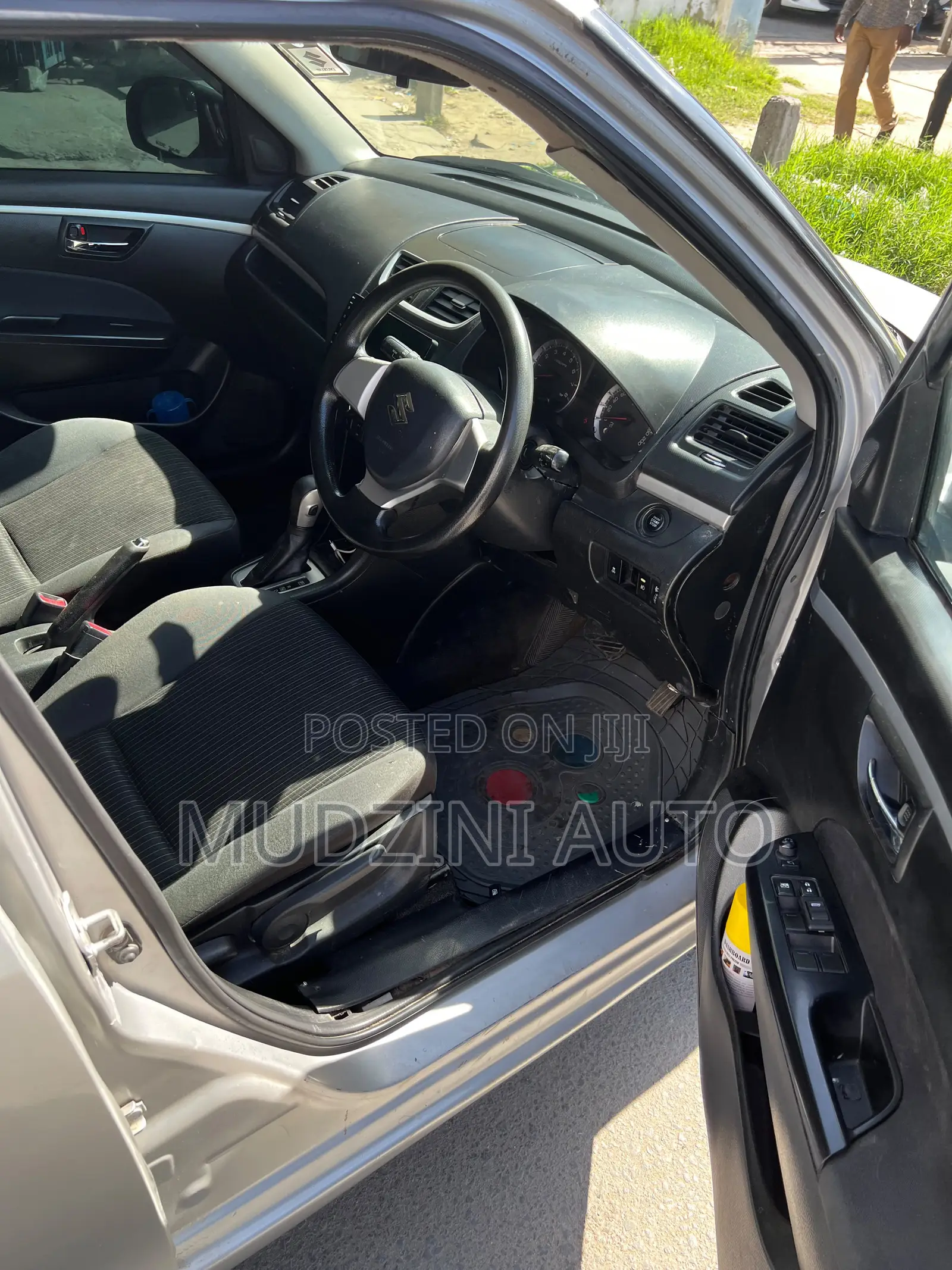 Suzuki Swift 2014 Silver