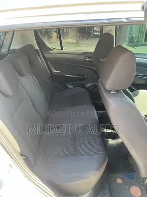 Suzuki Swift 2014 Silver