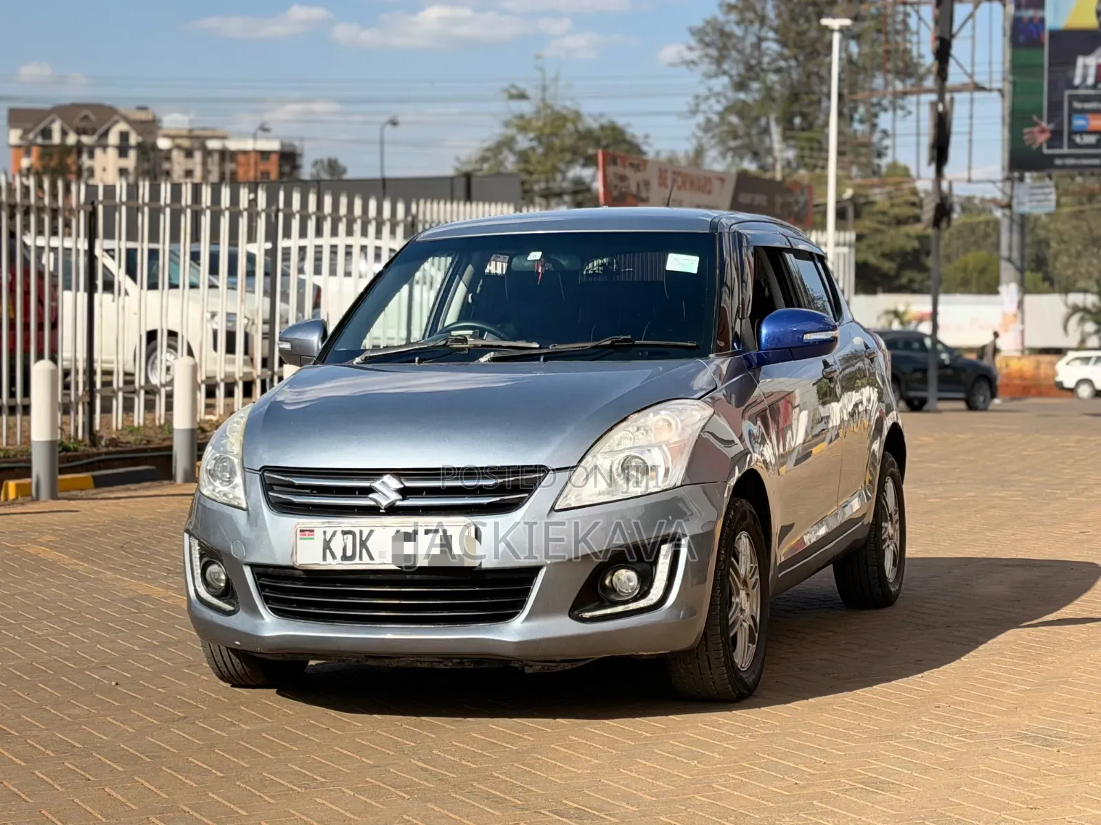 Suzuki Swift 2015 Silver