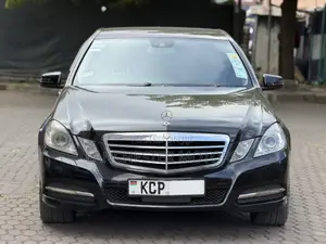 Mercedes-Benz E300 2011 Black