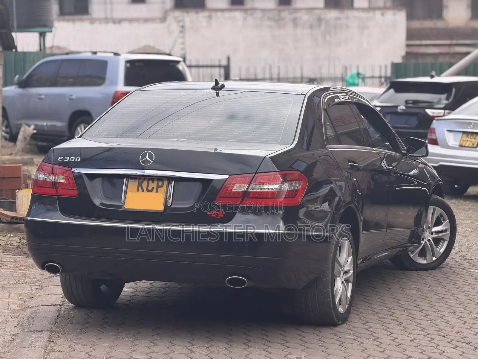 Mercedes-Benz E300 2011 Black
