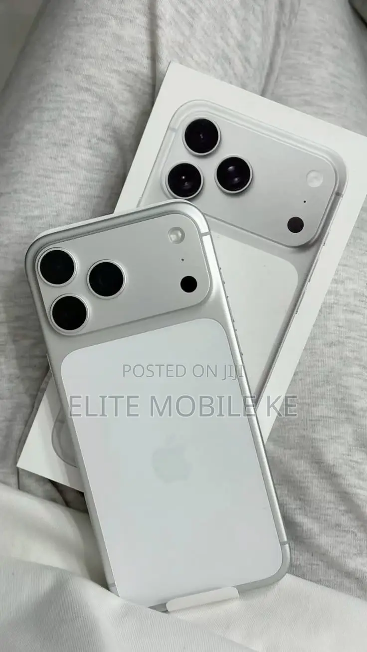 New Apple iPhone 17 Pro Max 256 GB Silver