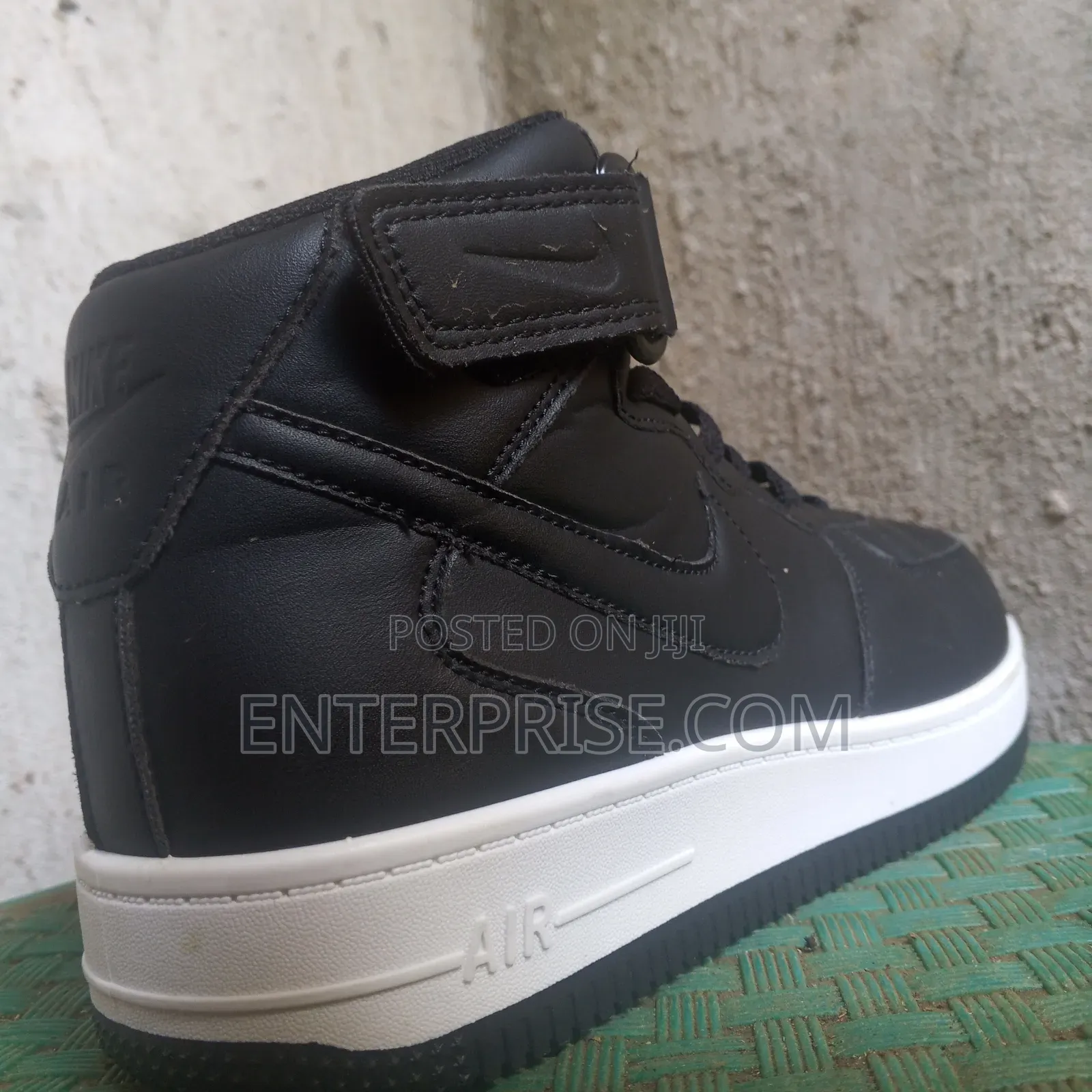 Nike Air Force 1 Mid