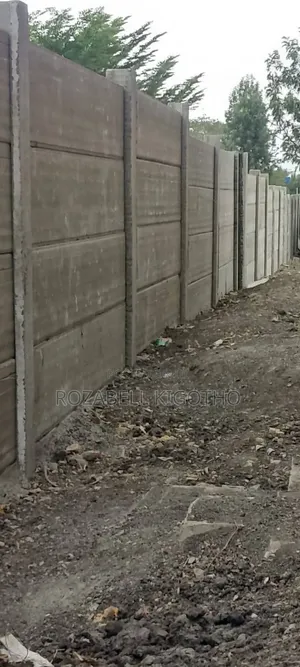 Precast Perimeter Fence