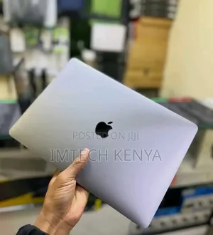 Laptop Apple MacBook Pro 2018 8GB Intel Core i5 SSD 256GB