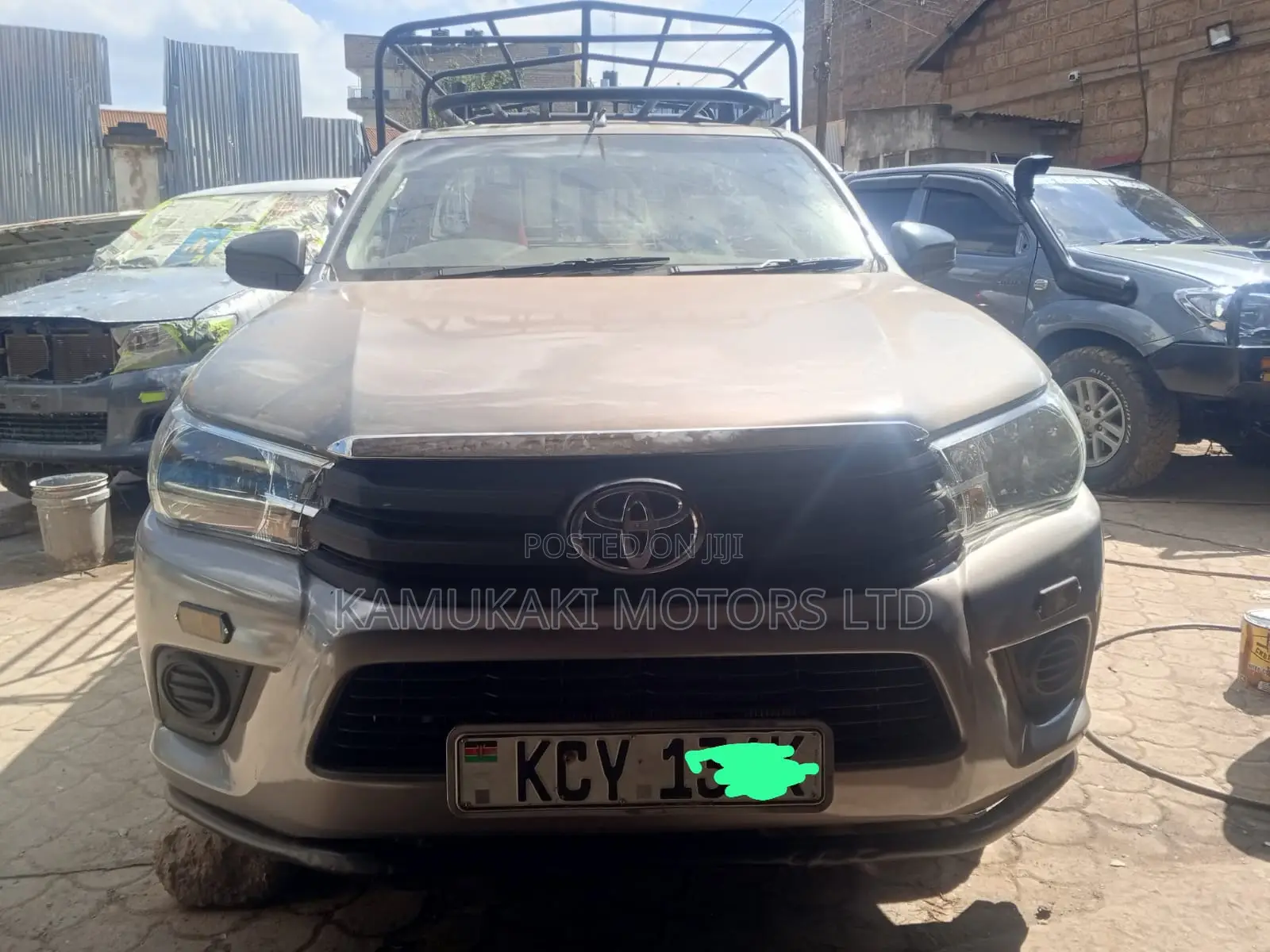 Toyota Hilux 2019 Brown