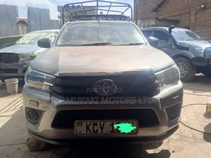 Toyota Hilux 2019 Brown