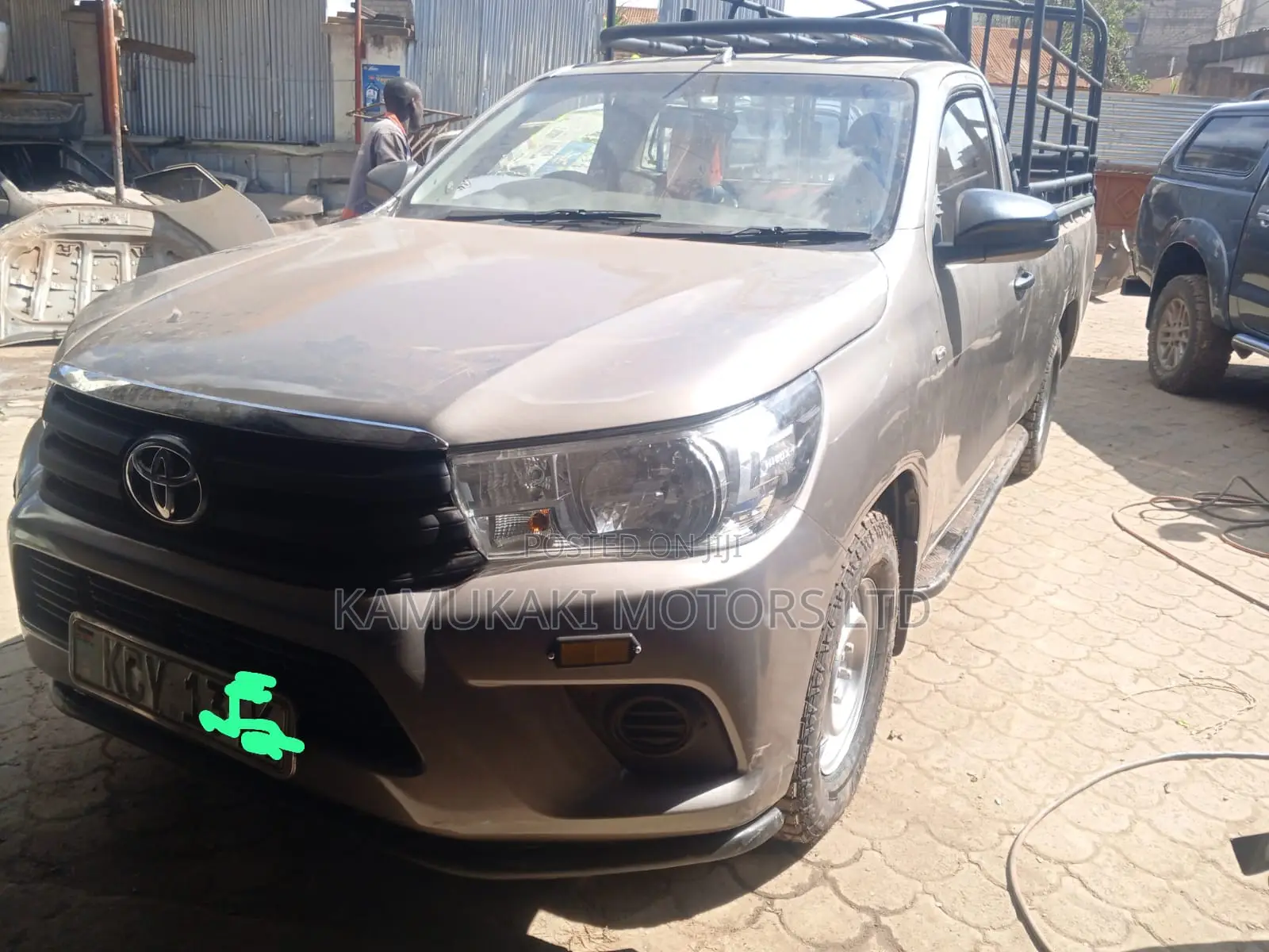 Toyota Hilux 2019 Brown
