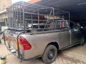 Toyota Hilux 2019 Brown