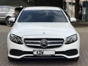 Mercedes-Benz E220 2018 White