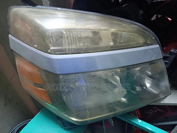 Voxy 2003 Headlight Non Xenon - thumbnail 2
