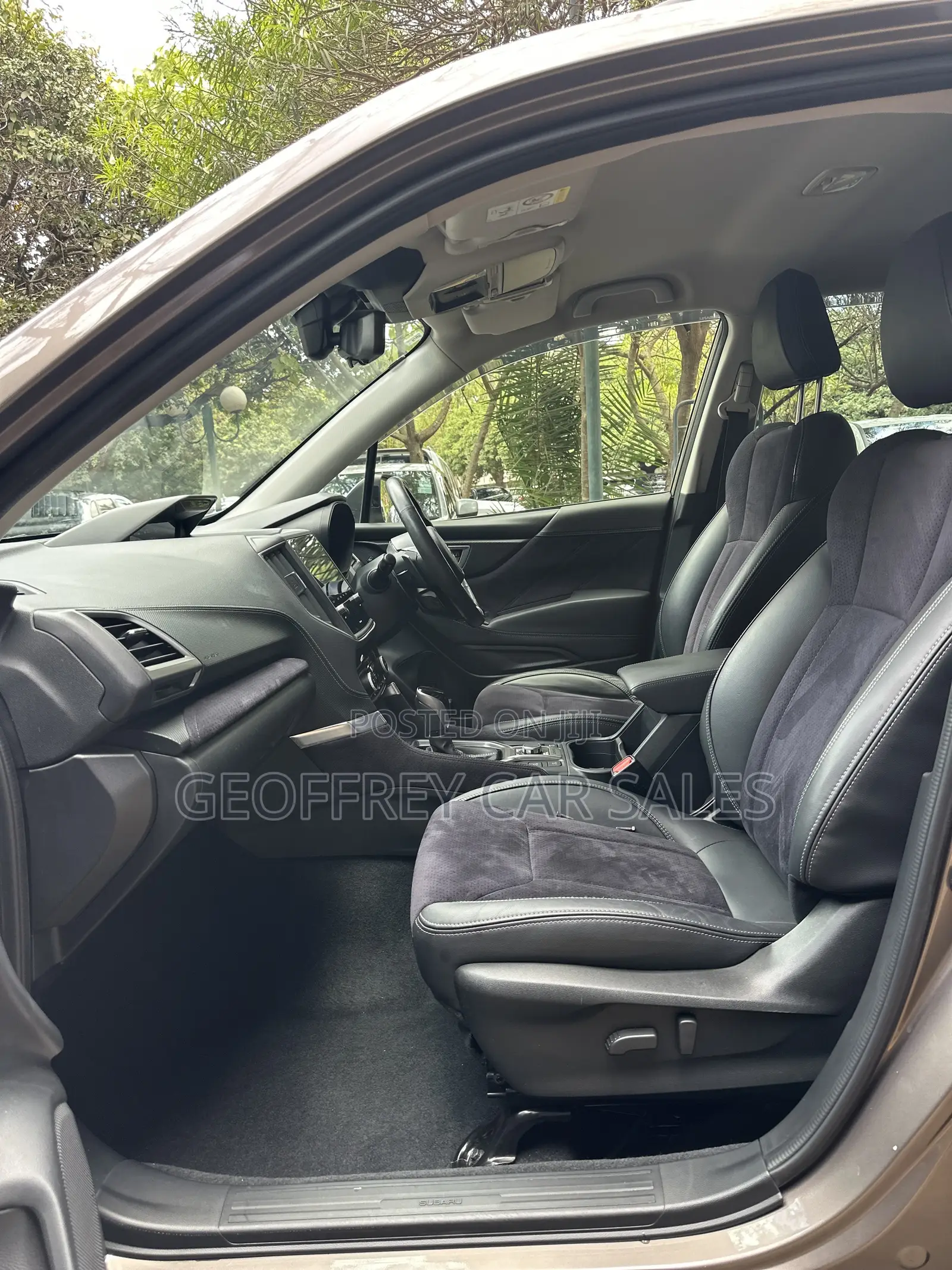 Subaru Forester Premium 2022 Gold