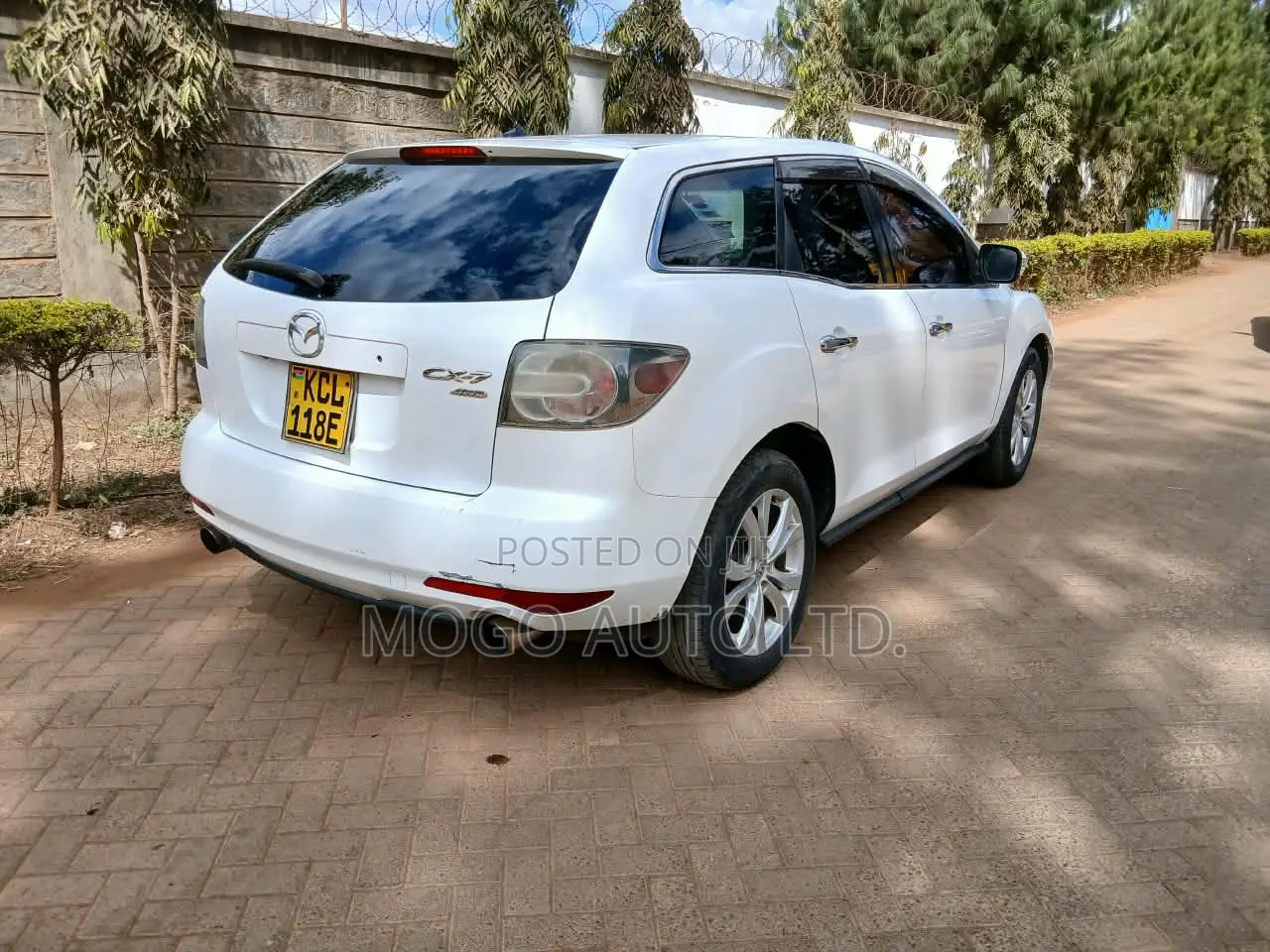 Mazda CX-7 2010 White