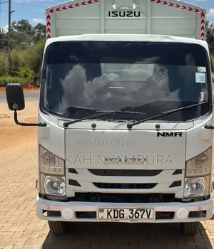 Isuzu NMR Local 2021 White