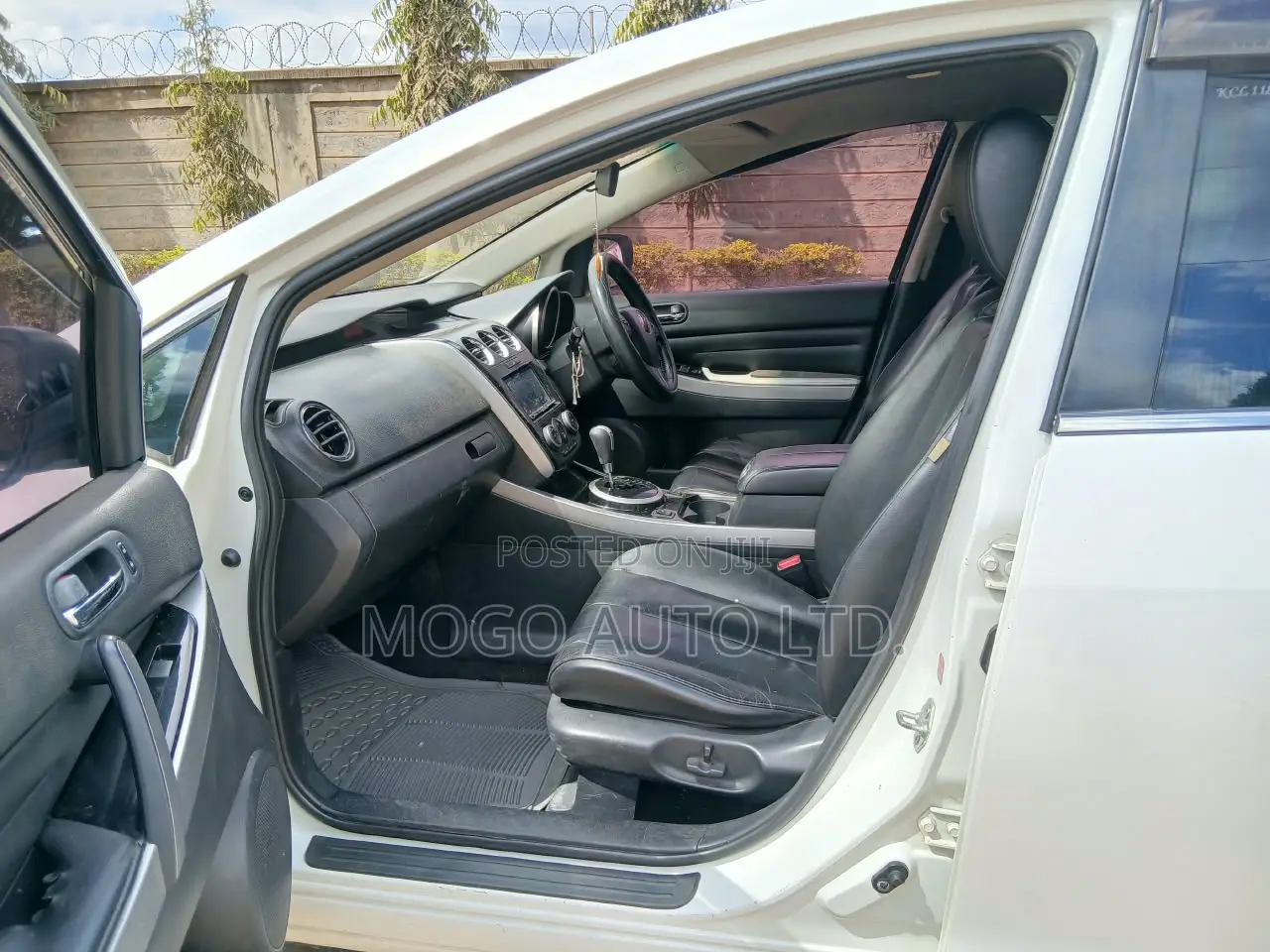 Mazda CX-7 2010 White