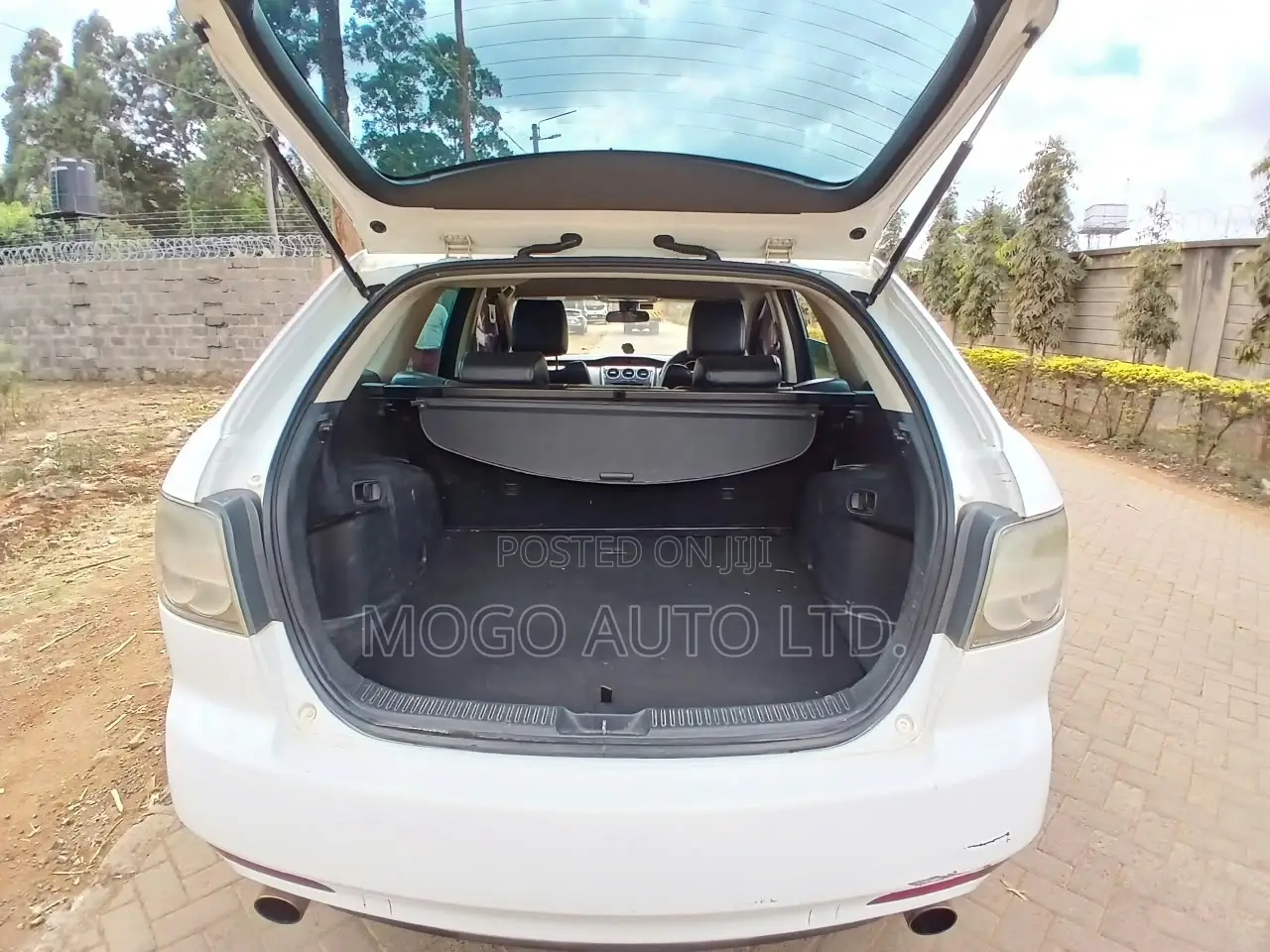 Mazda CX-7 2010 White