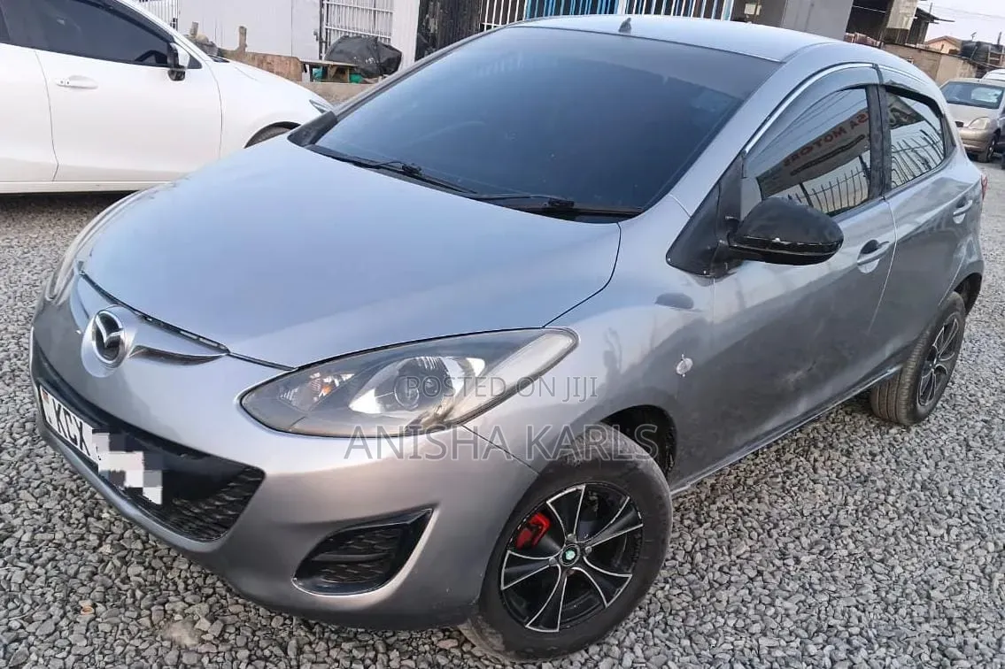 Mazda Demio 2013 Gray