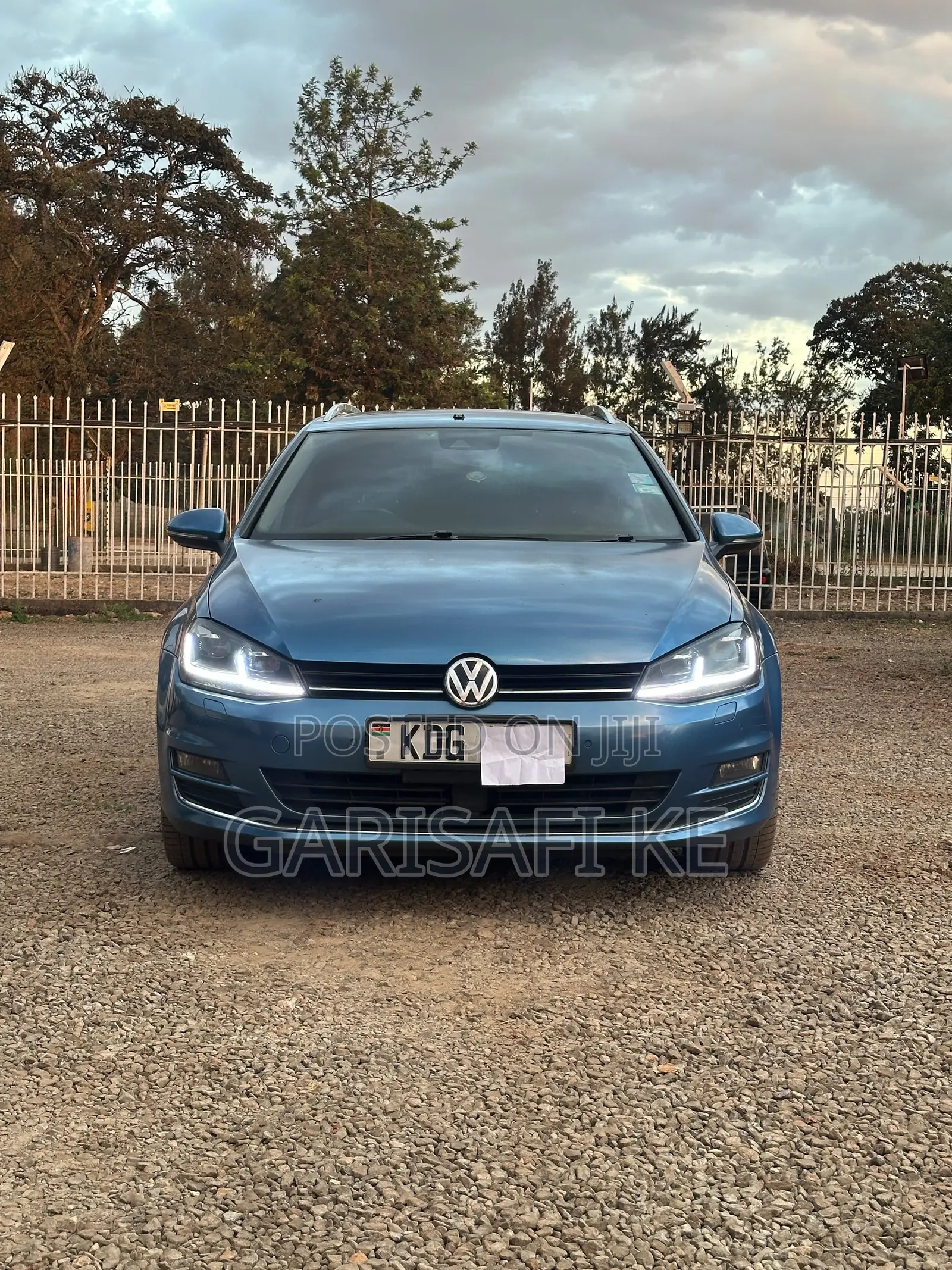 Volkswagen Golf Variant 2014 Blue