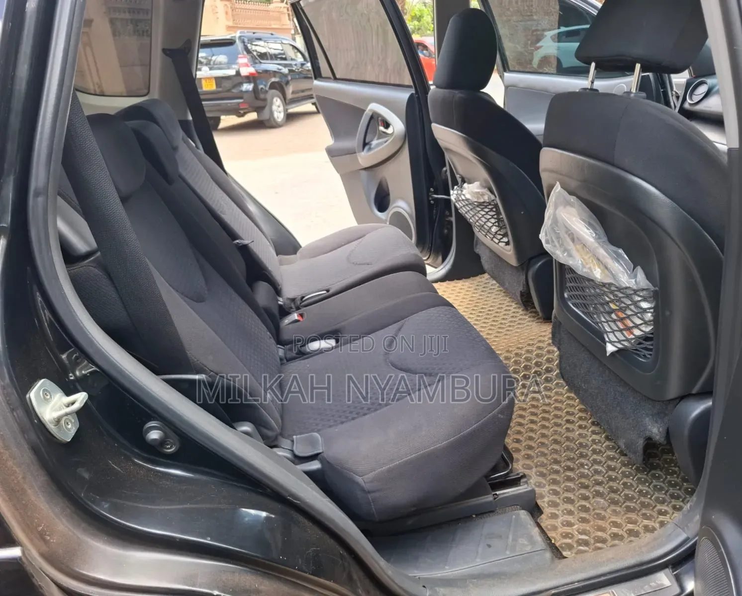 Toyota Vanguard 2012 Black