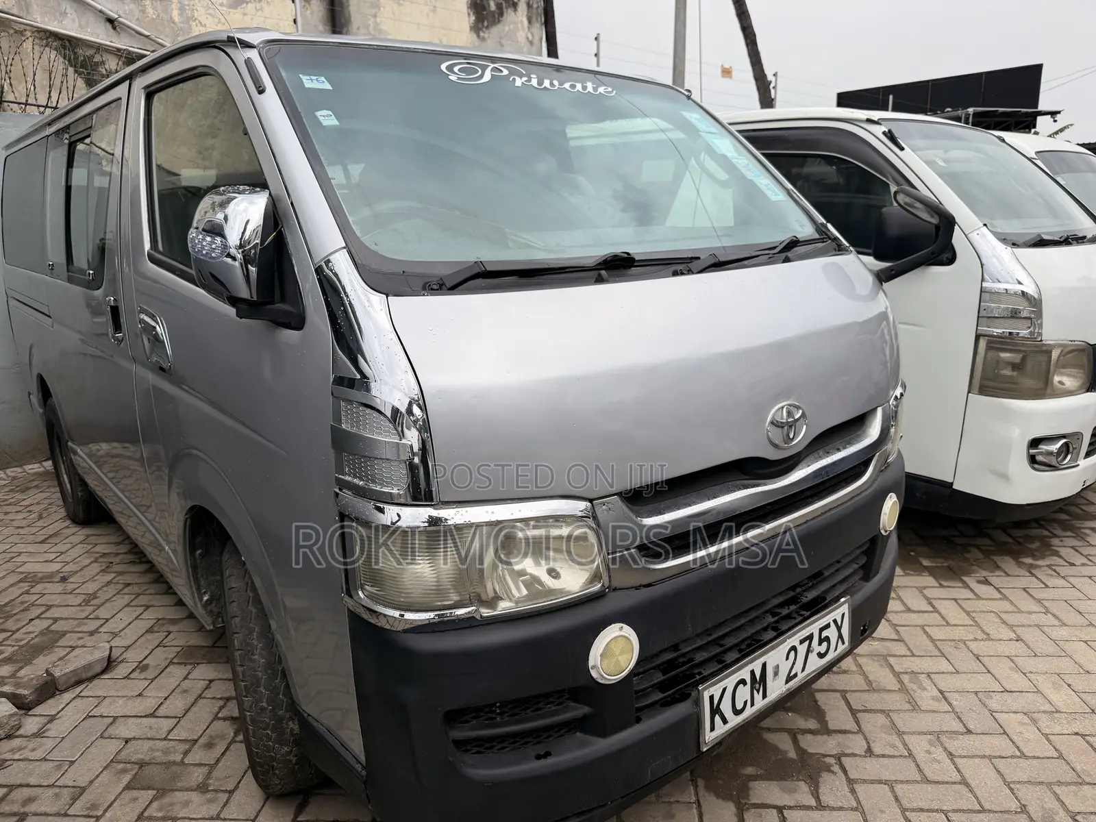 Toyota HiAce 2010 Silver
