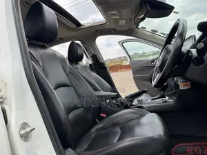 Mazda Axela SV Premium 2014 White