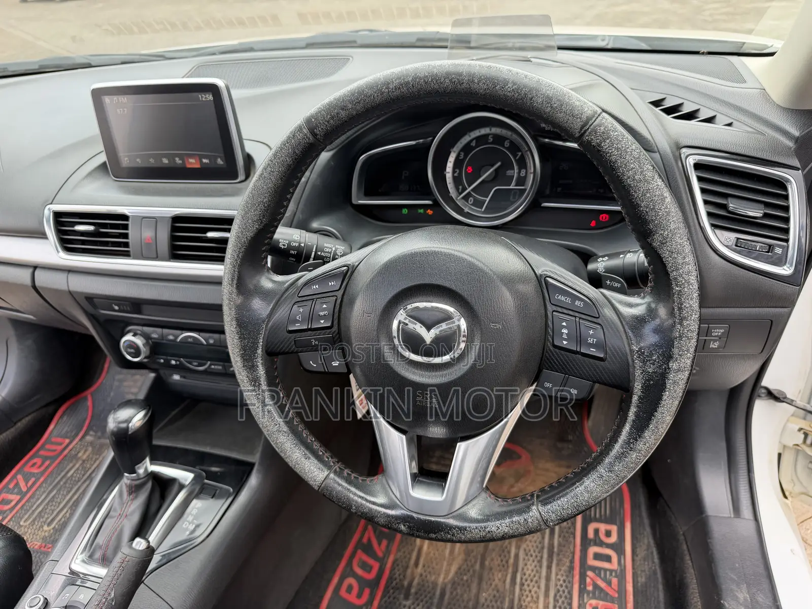 Mazda Axela SV Premium 2014 White