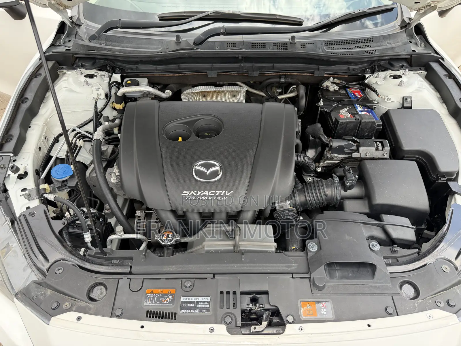 Mazda Axela SV Premium 2014 White