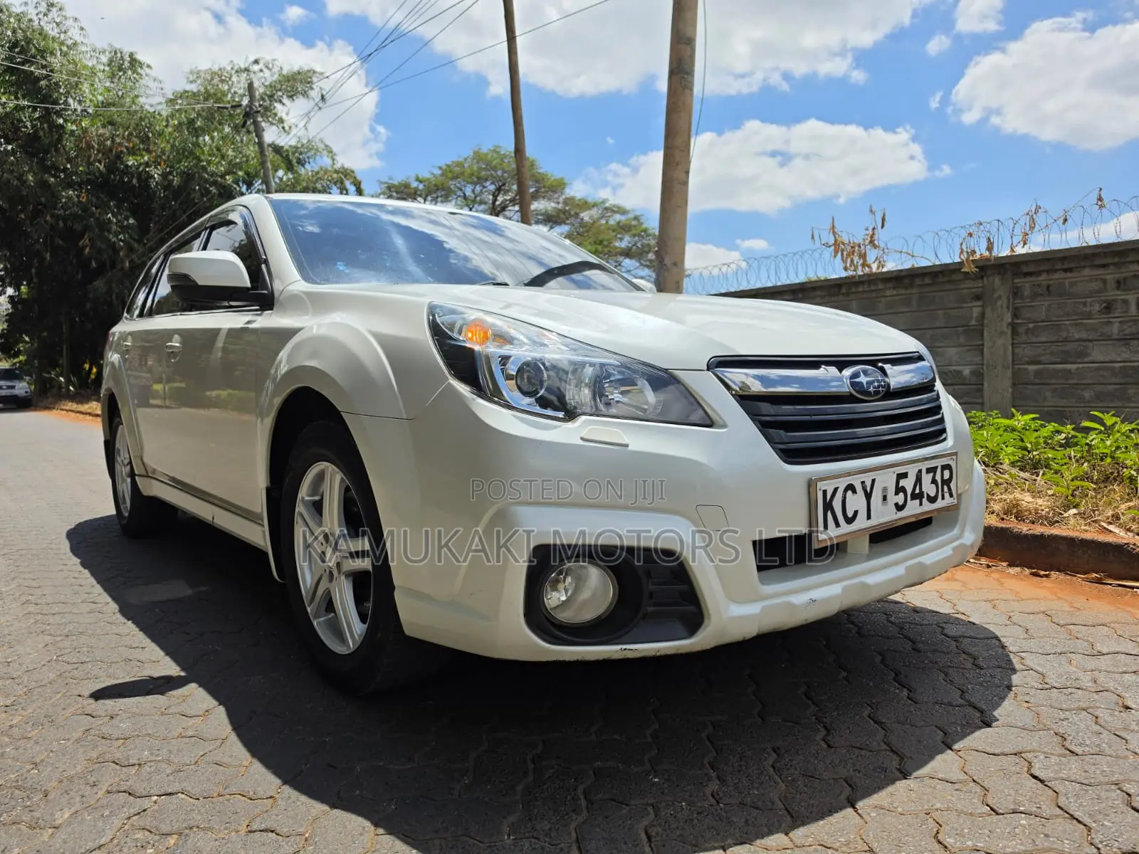 Subaru Outback 2.5i CVT 2012 White
