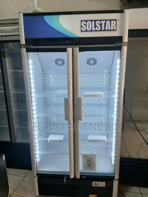 Double Door Showcase Chiller 466l