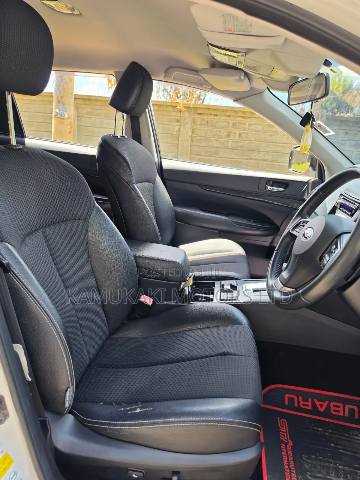 Subaru Outback 2.5i CVT 2012 White