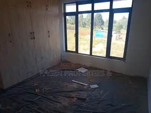 4bdrm Townhouse/Terrace in Karai for sale