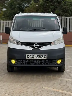 Nissan NV200 2012 White
