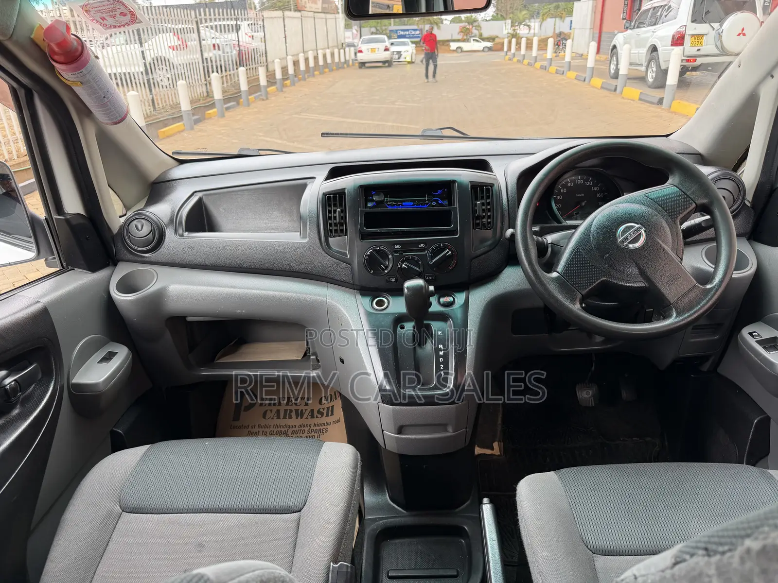 Nissan NV200 2012 White