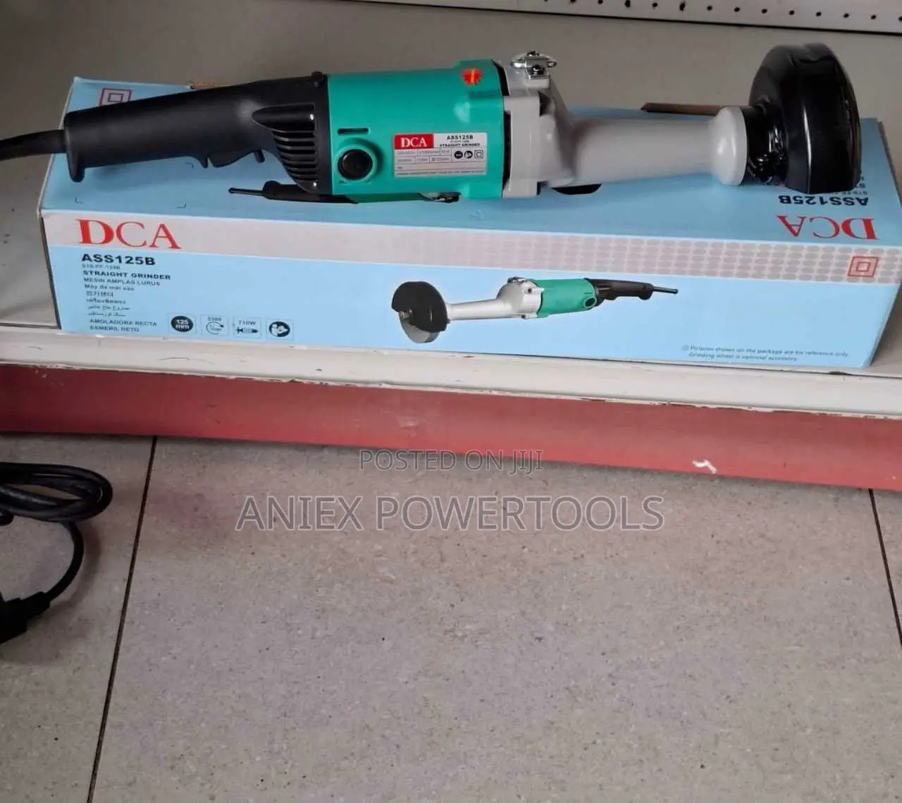 DCA ASS125B Straight Grinder 710W Motor