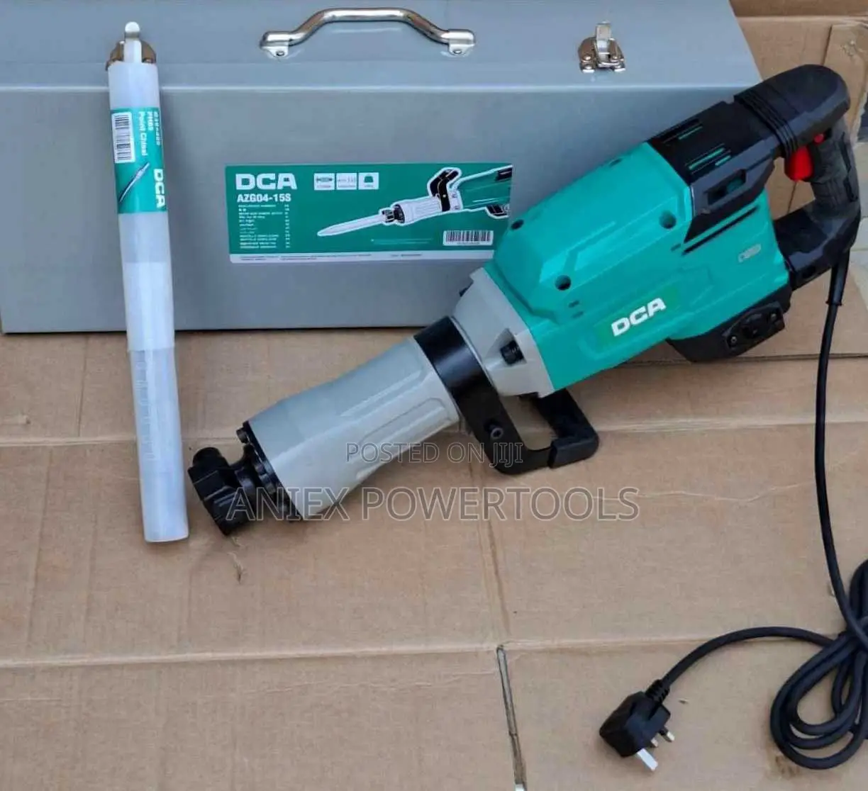 DCA AZG04-15S Electric Demolition Hammer