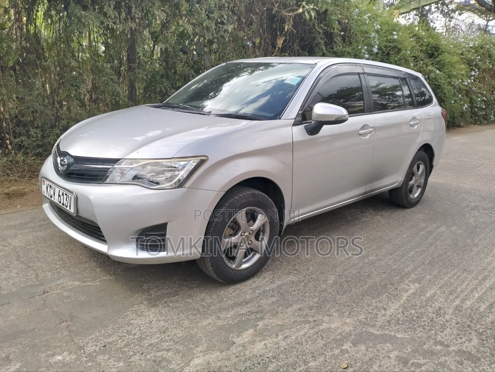 Toyota Corolla Fielder 2014 Silver