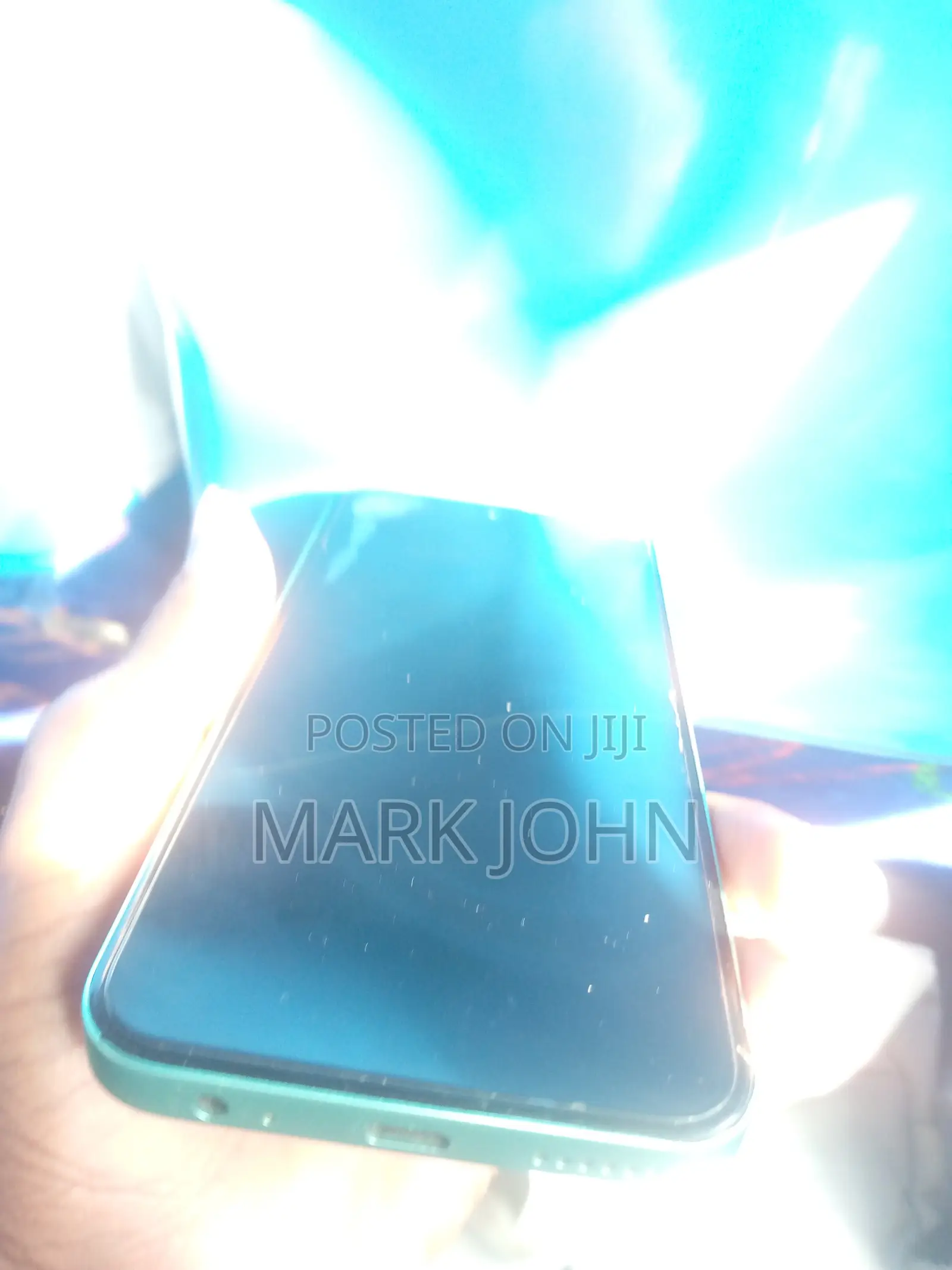 Mobile Phone 64 GB Green
