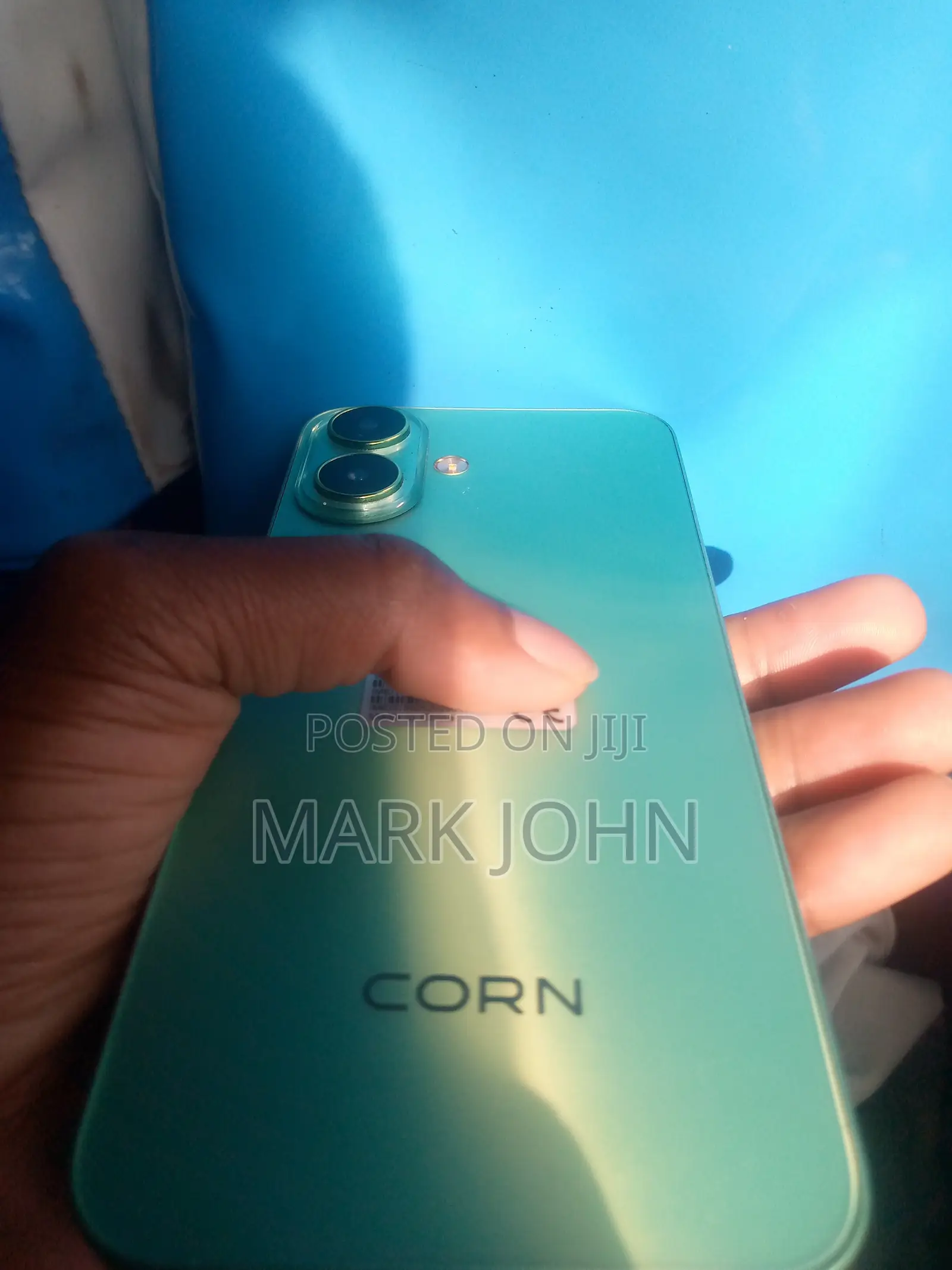 Mobile Phone 64 GB Green