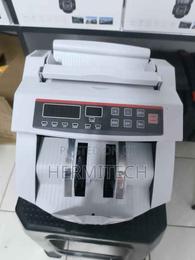 Accurate Banknote Counting Machine for Businesses - main view