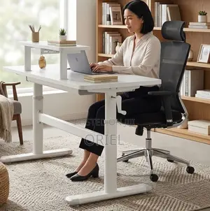 Manual Height-Adjustable White Work Desk – Modern Sit-Stand Table